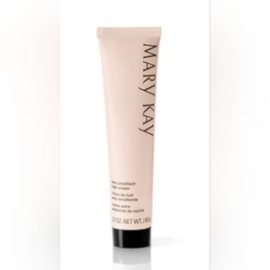 Mary Kay Extra Emollient Night Cream